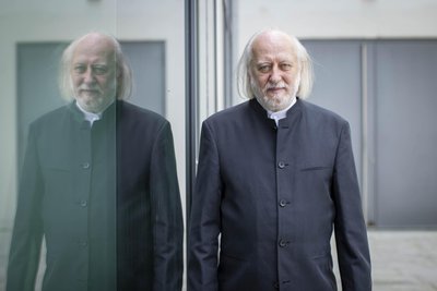 Laszlo Krasznahorkai, Schriftsteller aus Ungarn, aufgenommen anlässlich seiner Auszeichnung mit dem „Österreichischen Staatspreis für Europäische Literatur 2021" in Salzburg. Der Literaturnobelpreis geht in diesem Jahr an den ungarischen Schriftsteller.