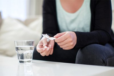 Schmerzmittel wie Ibuprofen werden oft falsch verordnet und eingenommen.