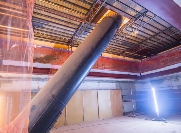 ... wie die Galerie, in der Platz für Exponate sein wird ...