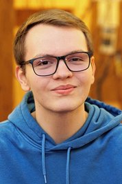 Zwölftklässler Elias-Étienne Reuter aus Schlettau freut sich, bei "Genial sozial" als "kleines Individuum an großen Projekten teilhaben zu können". 