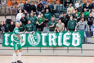 Sie feuerten ihr Team begeistert an. Die Fans des TSV Trieb.