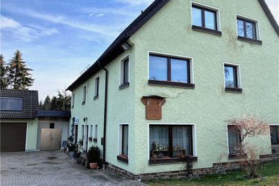 Der Hofladen es Limousinhof Klemm liegt in Hartmannsdorf bei Frauenstein. 
