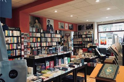 Die Buchhandlung auf dem Kaßberg veranstaltet auch Lesungen. Foto: Klaus Kowalke
