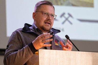 Steve Ittershagen ist Geschäftsführer des Vereins Welterbe Montanregion Erzgebirge. Auch ihn beschäftigt mit Blick auf die Welterbestätten das Thema Windkraftanlagen.