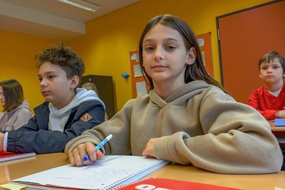 Karina, 10. Ihre Familie wollte zuerst nach Polen flüchten.