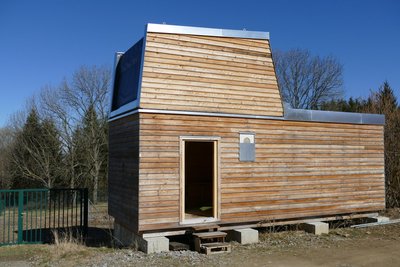 Noch steht das Tiny House auf dem Gelände der Baufirma in Annaberg-Buchholz.