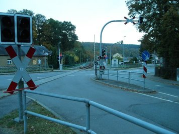 Der Bahnübergang in Einsiedel.