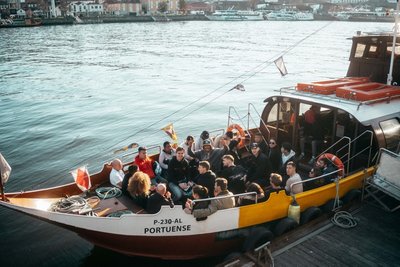Auf einem Boot ging es auf den Fluss Duoro.
