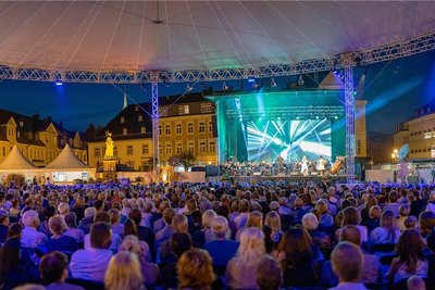 Die dritte Auflage des Märchenfilmfestivals ist verschoben. Märchenhaft soll es in Annaberg-Buchholz aber dennoch in diesem Jahr zugehen. Auf große Galakonzerte wie auf diesem Bild 2019 muss allerdings verzichtet werden.