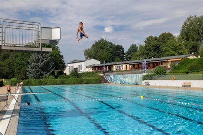 Mit der Sanierung soll die Attraktivität des Freibades erhöht werden.