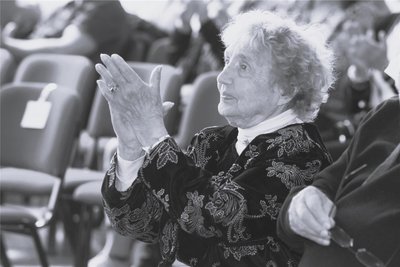Ruth Müller-Landauer. Das Foto zeigt sie zur Gala anlässlich ihres 90. Geburtstages.