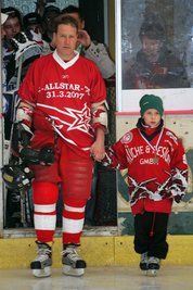 Guy Phillips vorm Benefizspiel mit einem All-Stars-Team am 31. März 2007 im Sahnpark-Stadion.