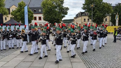 Die Bergparade bildet den Abschluss der 500-Jahr-Feier. 