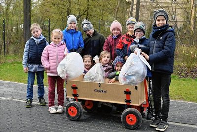 Die Ferienkinder im Hort St. Nikolaus der Diakonie haben Rochlitz sauberer gemacht. 