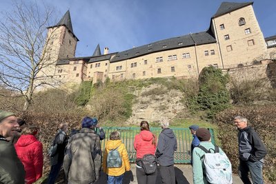 Das Schloss Rochlitz steht ebenfalls auf Schiefer und ist laut Experten gut abgesichert, erfuhren die Wanderer.