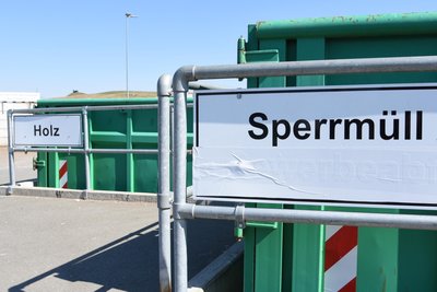 Vier Wertstoffhöfe im Vogtland, auch der in Oelsnitz (im Bild), haben am 4. April, zu.