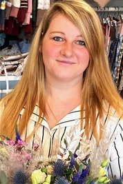 Franziska Reh war Preisträgerin beim Jungunternehmerpreis 2021. Die Modedesignerin aus Bernsbach belegte Platz 3.