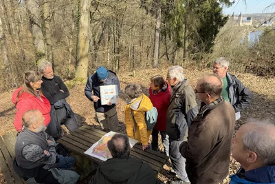 Rast mit „Bastei-Blick“ zum Schloss Rochlitz.