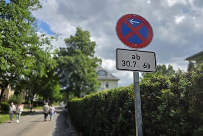 Rund um das Gelände gelten bereits Tage vor den Konzerten Parkverbote.