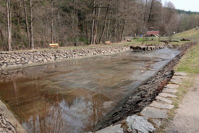 Plötzlich war der Teich leer - was hat es damit auf sich?