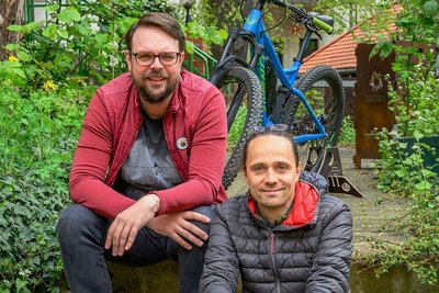 Sollen im Auftrag des Tourismusministeriums Sachsen zum Mountainbike-Hotspot machen: Tilman Sobek (rechts) und Sebastian Thiele.