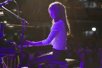 Die junge Pianistin Klara Morgenstern.