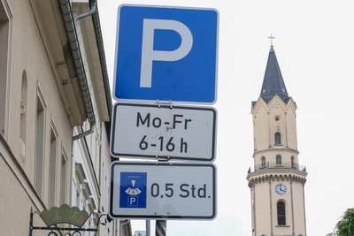 Markneukirchen: Die Kurzparkzone in der Einkaufsstraße Unterer Markt wird beibehalten.