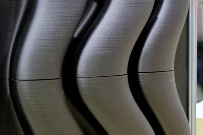 Die Formenvariationen von Fassadenelementen aus dem 3D-Drucker sind sehr vielfältig.