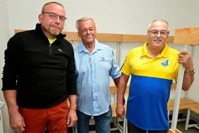 Ein Großteil der erbrachten 4000 Stunden geht auf das Konto von Günter Dörfel, Karl-Heinz Leonhardt und Jens Langhammer (von rechts).
