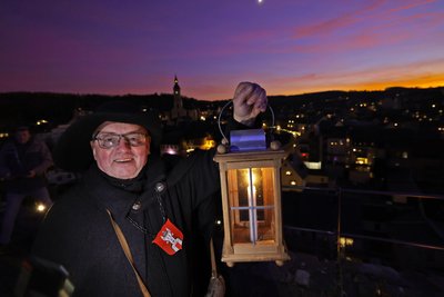 Lichtensteins Nachtwächter Christian Bretschneider lädt am Sonntag wieder zu einer Tour durch die Stadt ein.