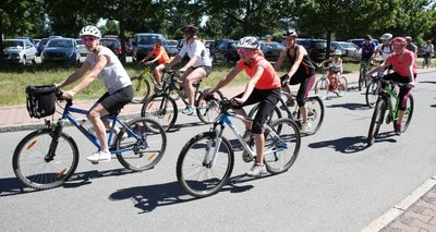Bei Familienrunden, wie hier im Bild bei einer früheren Auflage der Zwönitztal-Radtour, steht vor allem der Spaß am gemeinsamen Radfahren im Vordergrund. 