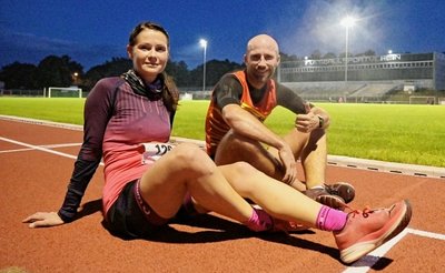 Claudia Tille aus Leubnitz Forst und Jan Perzel vom SV Vorwärts Zwickau gewannen den letzten Stundenlauf der diesjährigen Serie. 