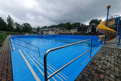 Das Freibad in Borstendorf hat noch geöffnet.