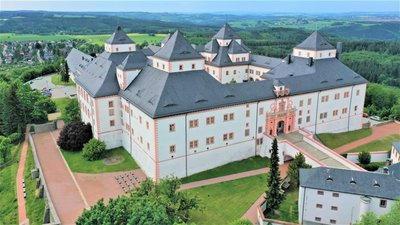 Der Blick auf Schloss Augustusburg. 