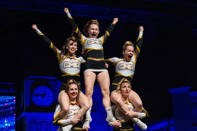 Die Devils Dynamite kämpften sich bei den Elite Cheerleading Championships auf den vierten Platz.
