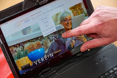 Praktische Tipps im Umgang mit digitaler Technik gibt es ab sofort auch beim DRK-Ortsverein in Beierfeld.