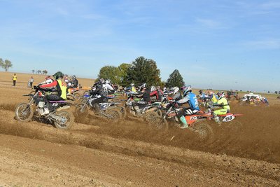 Im vorigen Jahr fand das Stoppelcross Zumroda bei herrlichem Herbstwetter statt.