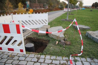 Die Stadt bittet darum, abgesperrte Bauabschnitte um umgehen beziehungsweise zu umfahren.