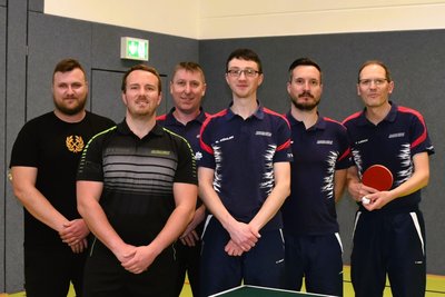 Erfolgreiches Sextett: Trotz der verpassten Meisterfeier beim Saisonfinale in Zwönitz-Elterlein hat das Team des TTV Thum seine mit Abstand stärkste Saison gespielt.