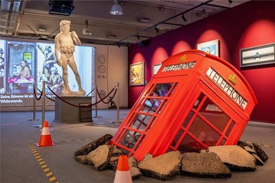 Ausstellungsstück der Schau "The Mystery of Banksy". Fotos: Gruss