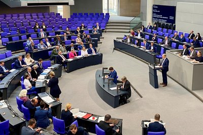 Thomas Dietz (AfD) bei einer Rede am 15. Mai 2025 im Bundestag.