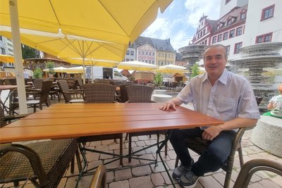 Jark Franke kam 1989 zum Studium nach Chemnitz. Seitdem lebt er hier. Das Weinfest ist für ihn das schönste Fest in Chemnitz.