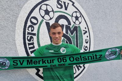 Max Hertel kehrt auf Leihbasis zum SV Merkur Oelsnitz zurück.