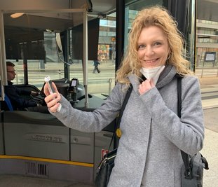 Teamleiterin Rebecca Schürer ist beim VMS für das Google-Projekt verantwortlich - die Bereitstellung der regionalen Fahrplandaten. 