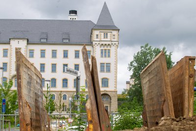 An der Gerberstraße baut zurzeit Wasserversorger Zwav. Danach sollten dort Caravan-Plätze entstehen. Das Projekt hängt in der Luft. 