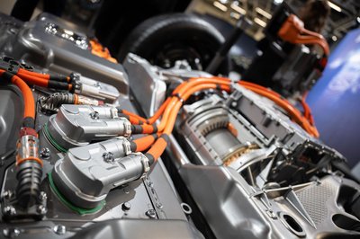 Die Produktion von Lithiumbatterien für Elektro-Autos steigt, zugleich ist die Abhängigkeit von China groß. (Archivbild)