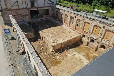 Der Mittelteil des Gebäudekomplexes wurde in den vergangenen Wochen komplett entkernt.