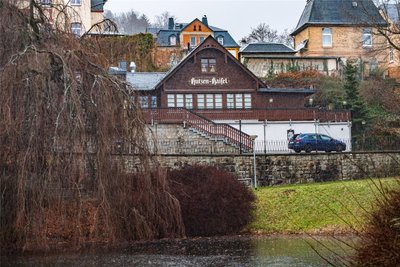Das Hutzen-Haisel am Carolapark in Aue. Hier wird es zukünftig nur noch geschlossene Veranstaltungen geben, wie Firmen- oder Familienfeiern.