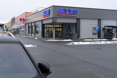 Eine der zwei Aldi-Filialen in der Kreisstadt befindet sich am Erzgebirgscenter. Der Discounter will diesen Standort aufgeben und an anderer Stelle neu bauen.