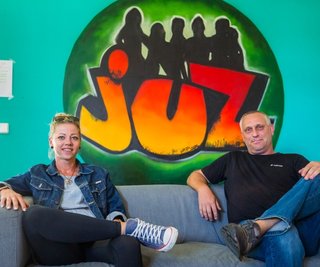 Wuppen seit Kurzem als neues Leitungsduo das Jugendzentrum Neukirchen: Leiterin Carla Reinhardt und Stellvertreter Marco Grünberg. 